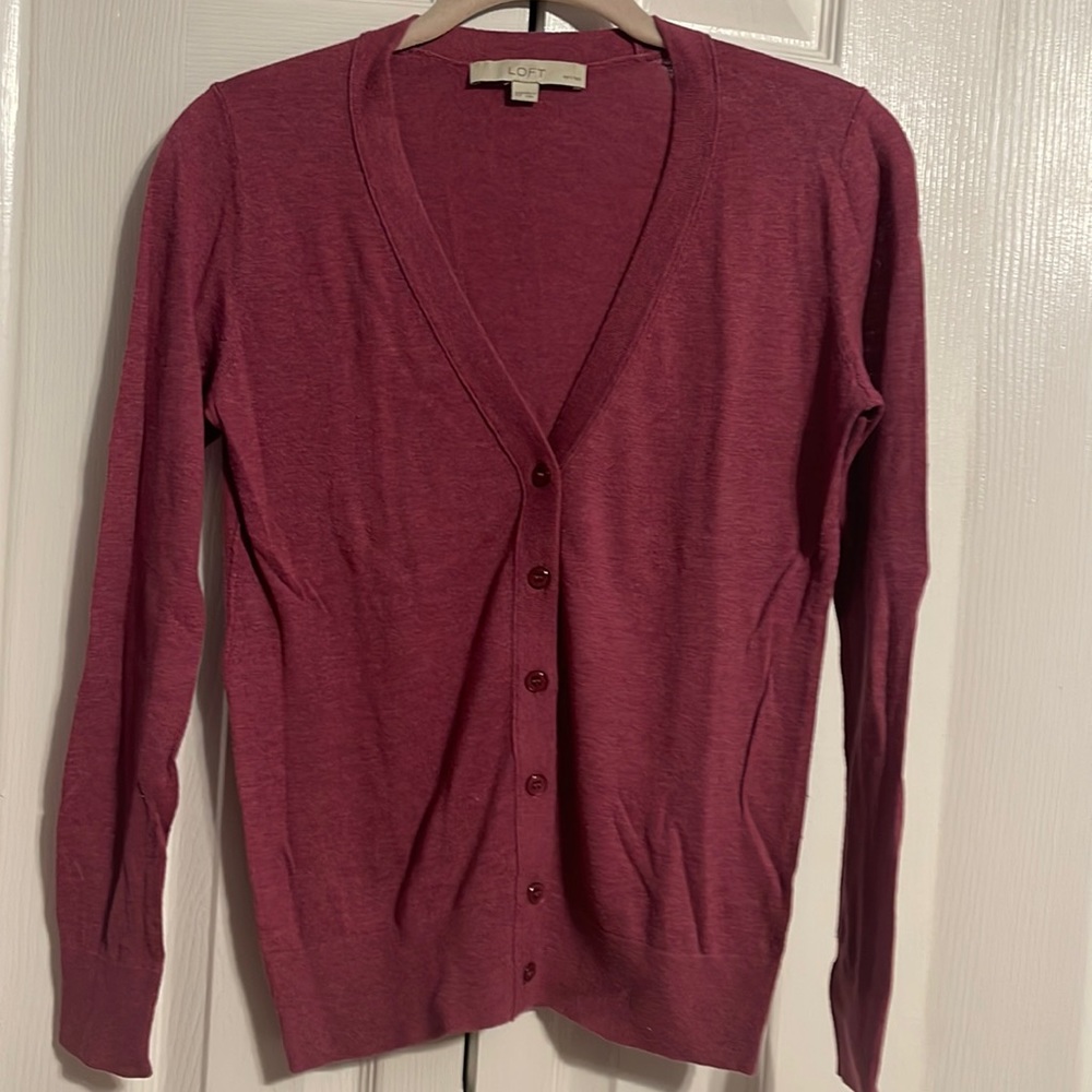 LOFT long sleeve button down v neck cardigan in burgundy size XSP NWOT